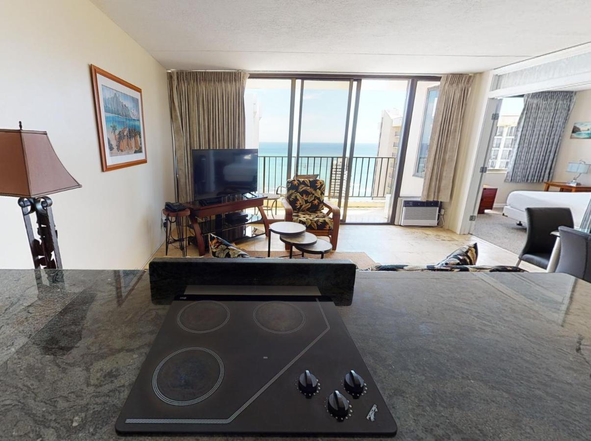 Sea View Condos At The Waikiki Banyan - Free Parking! Honolulu Exterior foto