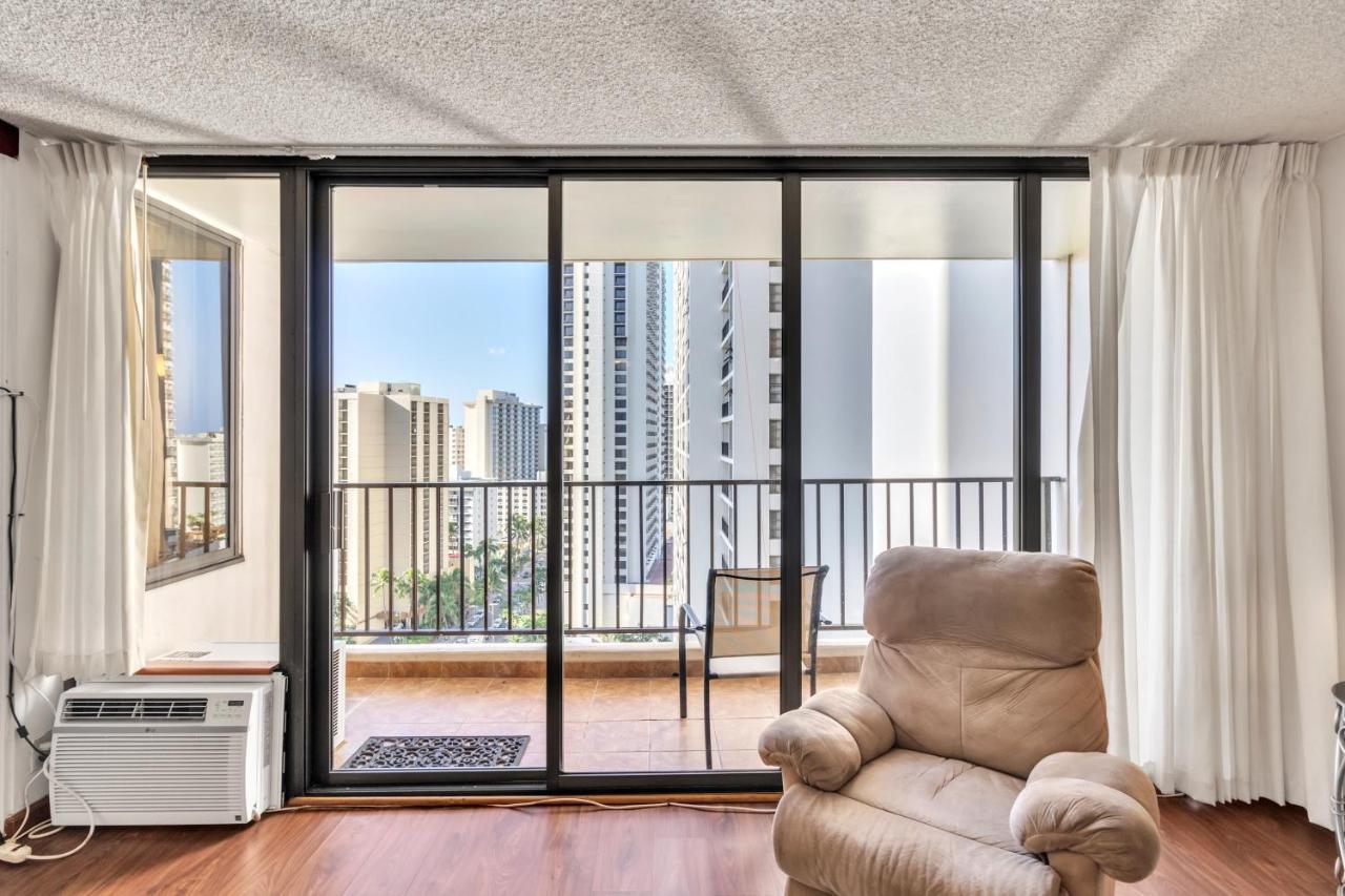 Sea View Condos At The Waikiki Banyan - Free Parking! Honolulu Exterior foto