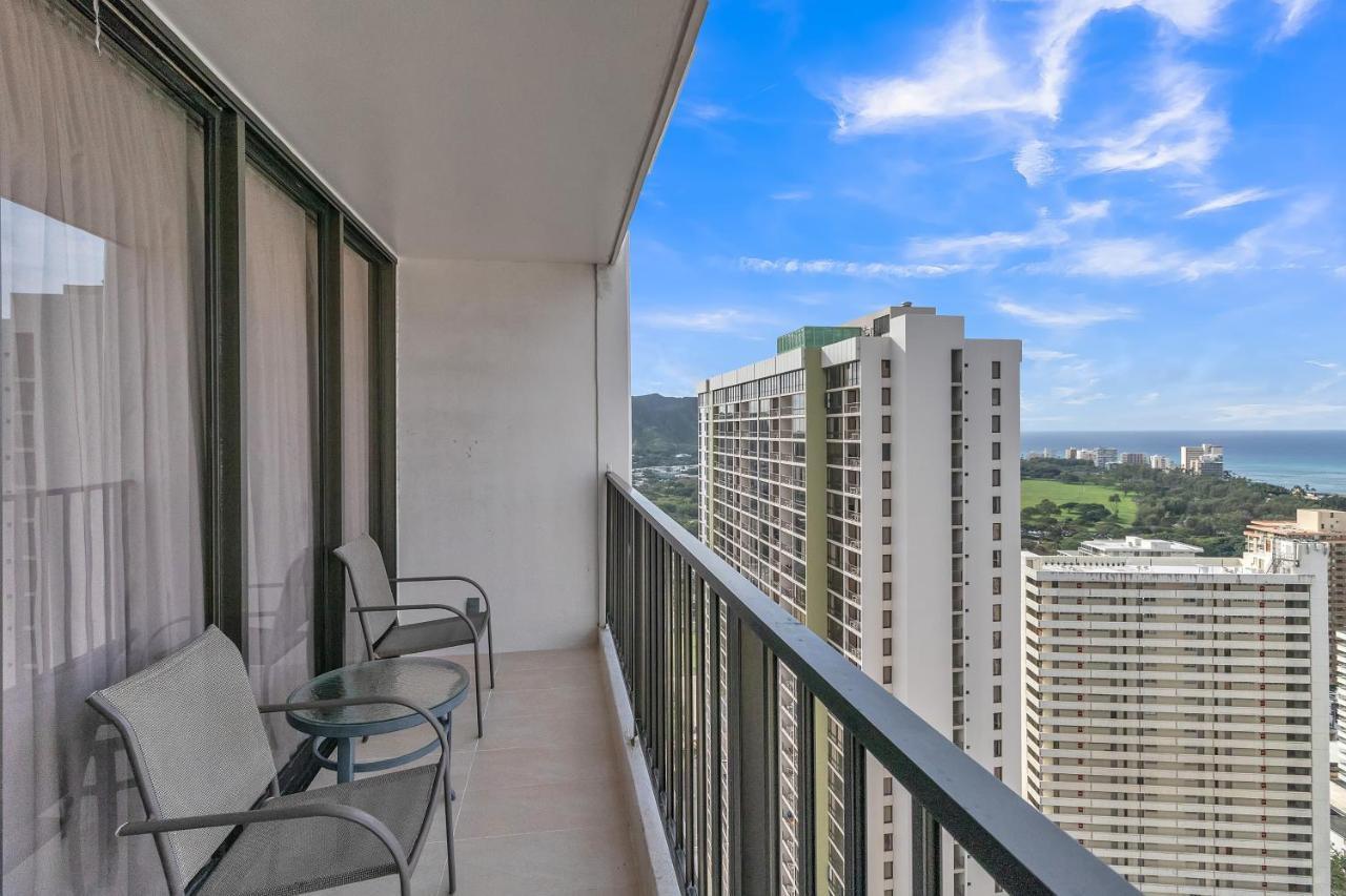 Sea View Condos At The Waikiki Banyan - Free Parking! Honolulu Exterior foto